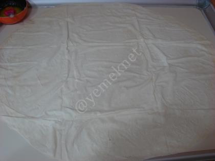 Ispanaklı Rulo Börek