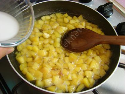 Şeftali Soslu Muhallebi