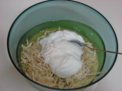 Yoğurtlu Kereviz Salatası