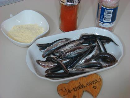 Fırında Mısır Unlu Hamsi Tava