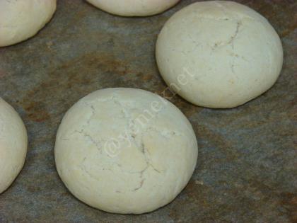 İçi Muhallebi Dolgulu Kurabiye