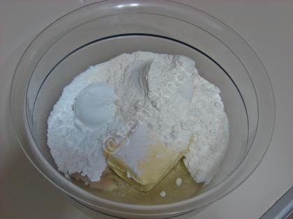 İçi Muhallebi Dolgulu Kurabiye