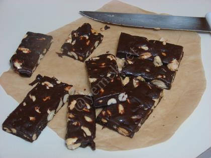 Metro Çikolatalı Fıstıklı Bar