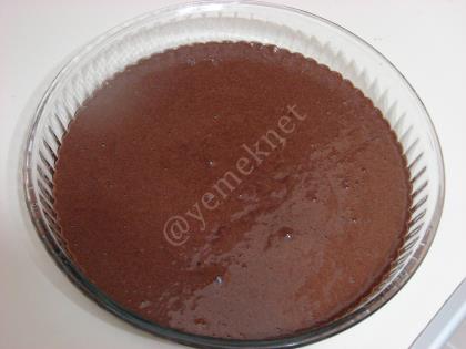 Ebruli Çikolatalı Pasta