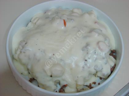 Fırında Beşamel Soslu Kıymalı Karnabahar