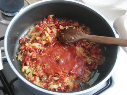 Kuru Domatesli Bulgur Pilavı