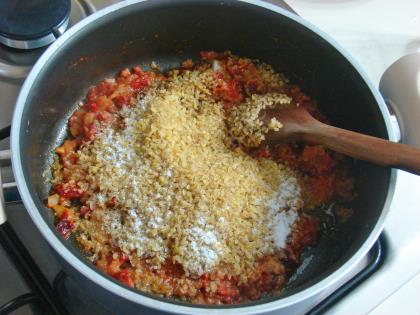 Kuru Domatesli Bulgur Pilavı