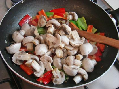 Patlıcanlı Mantar Sote