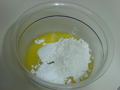 Tereyağlı Fıstıklı Un Kurabiyesi