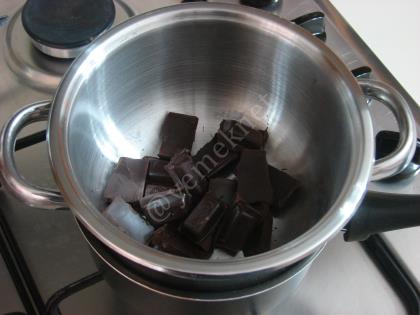 Benmari Yöntemi İle Çikolata Eritme