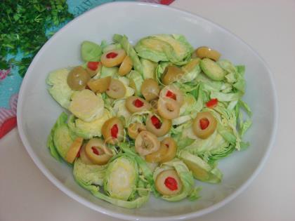 Brüksel Lahanası Salatası