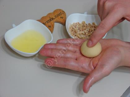 Çikolata Dolgulu Fındıklı Kurabiye