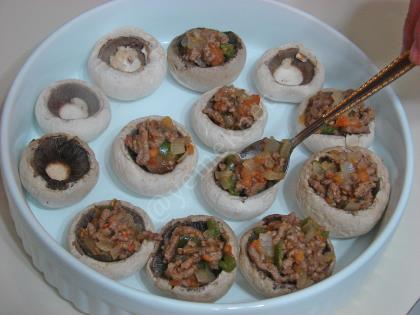 Fırında Kıymalı Mantar Dolması