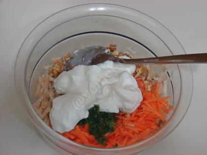 Yoğurtlu Yer Elması Salatası
