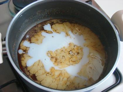 Ev Yapımı Karamel Sos