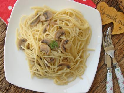 Mantar Soslu Makarna