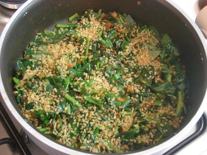 Bulgurlu Ispanak Yemeği