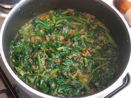 Bulgurlu Ispanak Yemeği