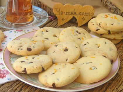 Damla Çikolatalı Portakallı Kurabiye