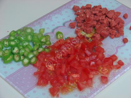 Hazır Yufkadan Kuş Yuvası Böreği