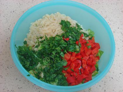 Arpa Şehriyeli Patlıcan Salatası