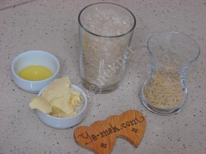 Arpa Şehriyeli Pirinç Pilavı