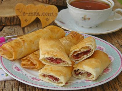 Fırında Paçanga Böreği