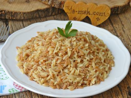 İki Renkli Arpa Şehriye Pilavı