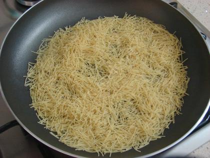 Kavrulmuş Tel Şehriye Salatası