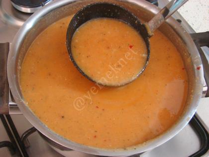 Lokanta Usulü Ezogelin Çorbası