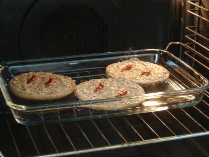 Acılı Ekmek Dilimleri