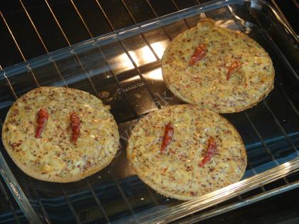 Acılı Ekmek Dilimleri