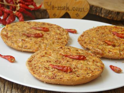 Acılı Ekmek Dilimleri