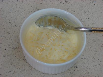 Acılı Ekmek Dilimleri