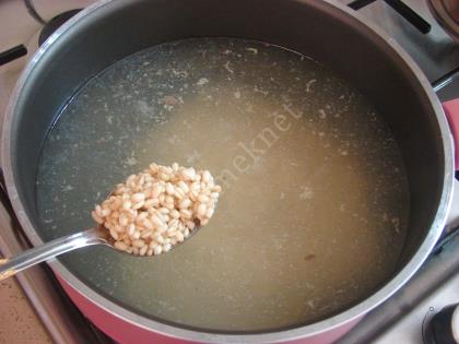 Dövme Buğday Çorbası