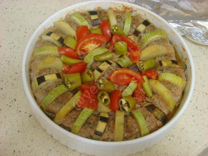 Fırında Köfteli Sebze Dizmesi