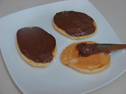 Çikolatalı Kaşık Dökmesi