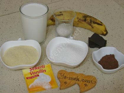 İki Renkli İrmik Tatlısı