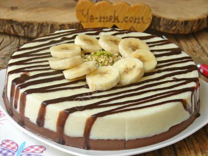 İki Renkli İrmik Tatlısı