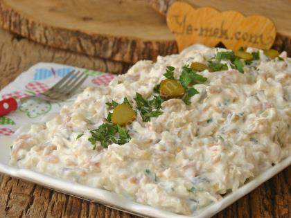 Köz Patlıcanlı Tavuk Salatası