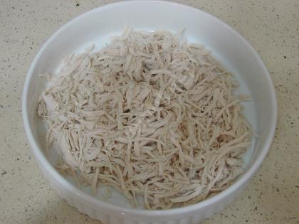 Köz Patlıcanlı Tavuk Salatası