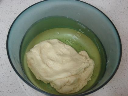 Peynirli Dereotlu Mısır Ekmeği