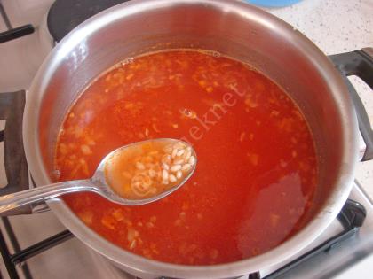 Salçalı Buğday Çorbası