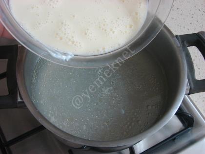 Tavuklu Düğün Çorbası