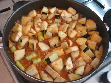 Kıymalı Patlıcan Yemeği