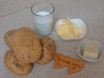 Sütlü Patates Püresi