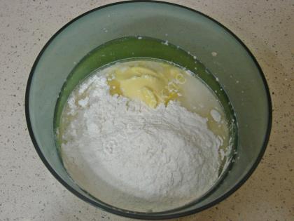 Tahinli Rulo Çörek