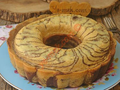 İki Renkli Sodalı Kek