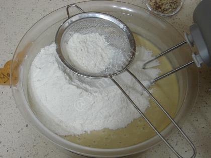 Tahinli Susamlı Kek