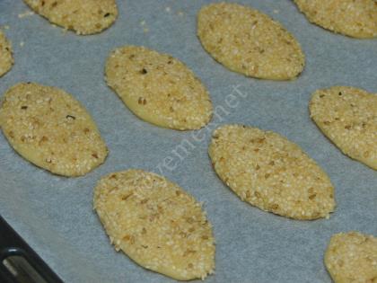 Ağızda Dağılan Tuzlu Kurabiye